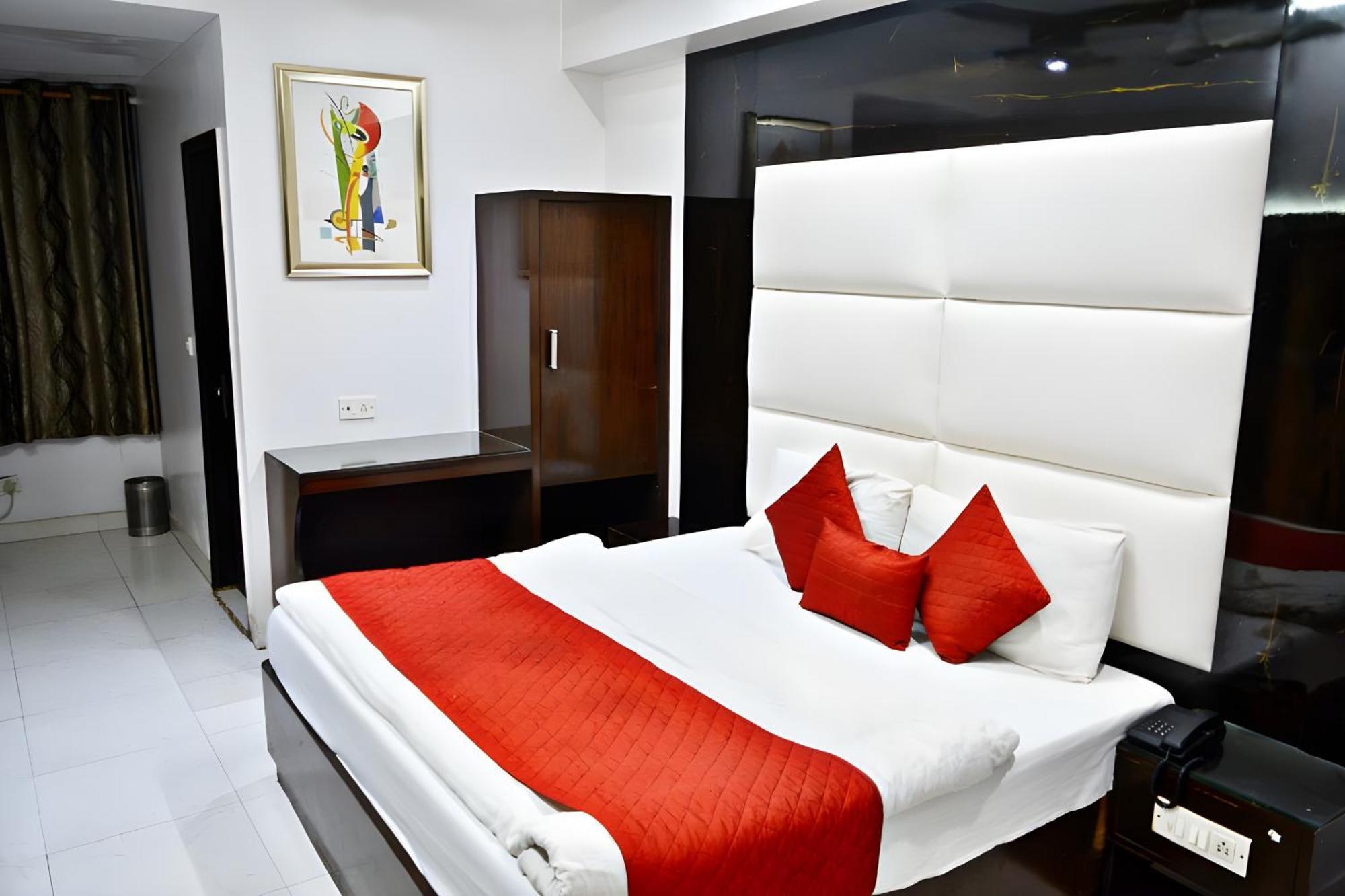 Hotel Sun International New Delhi Eksteriør bilde
